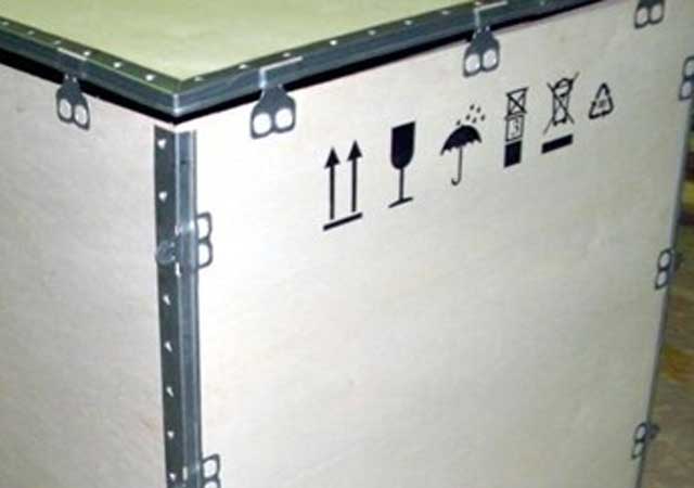 金屬包邊出口木箱